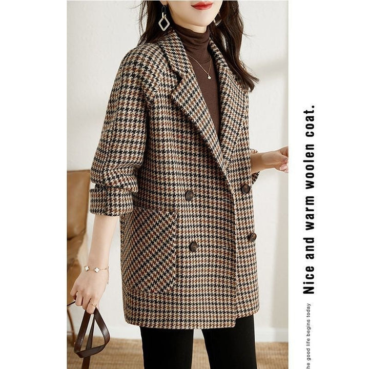 Blazar with Collar in Houndstooth pattern-  Woman's Woolen Blazer