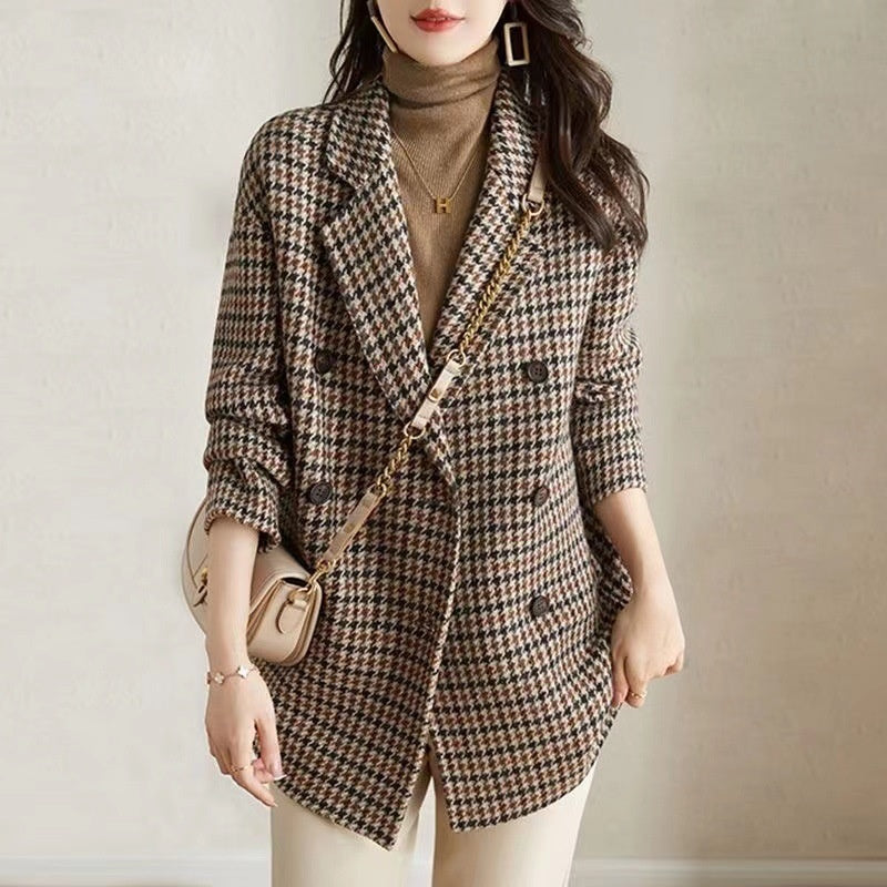 Blazar with Collar in Houndstooth pattern-  Woman's Woolen Blazer